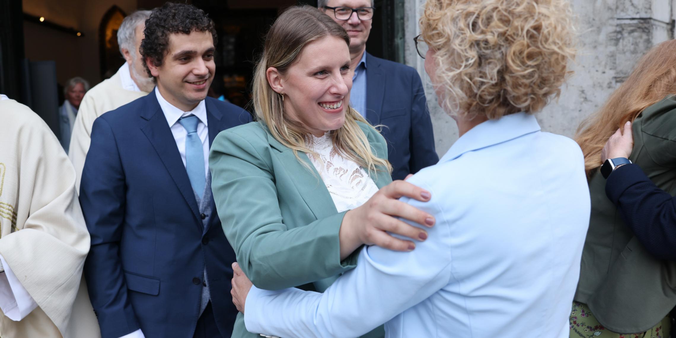 Acht Frauen und Männer haben ihre Ausbildung zu Pastoral- und Gemeindereferenten im Bistum Aachen abgeschlossen