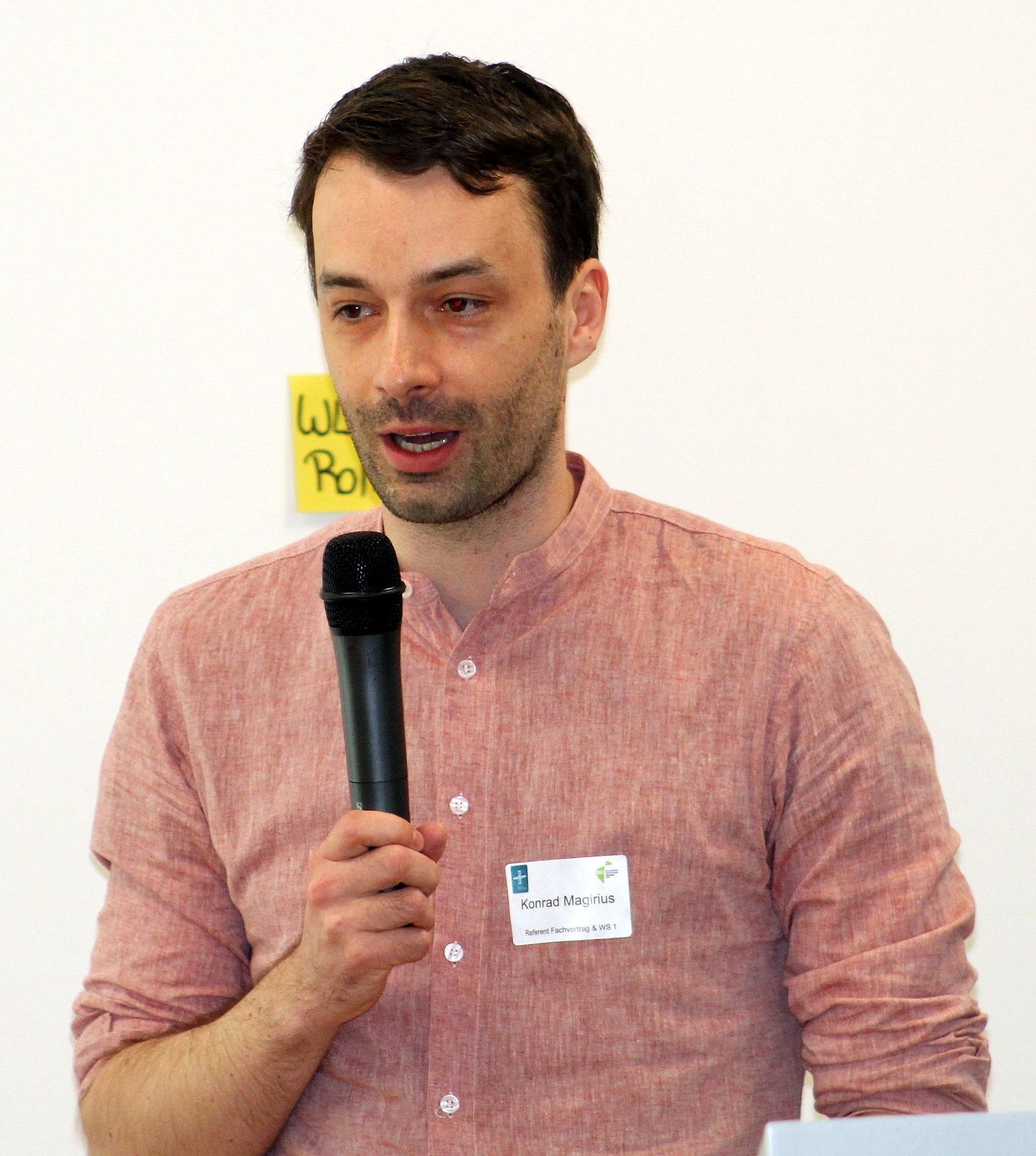 Konrad Magirius ist Bundesreferent für politische Bildung im Christlichen Jugenddorfwerk Deutschlands