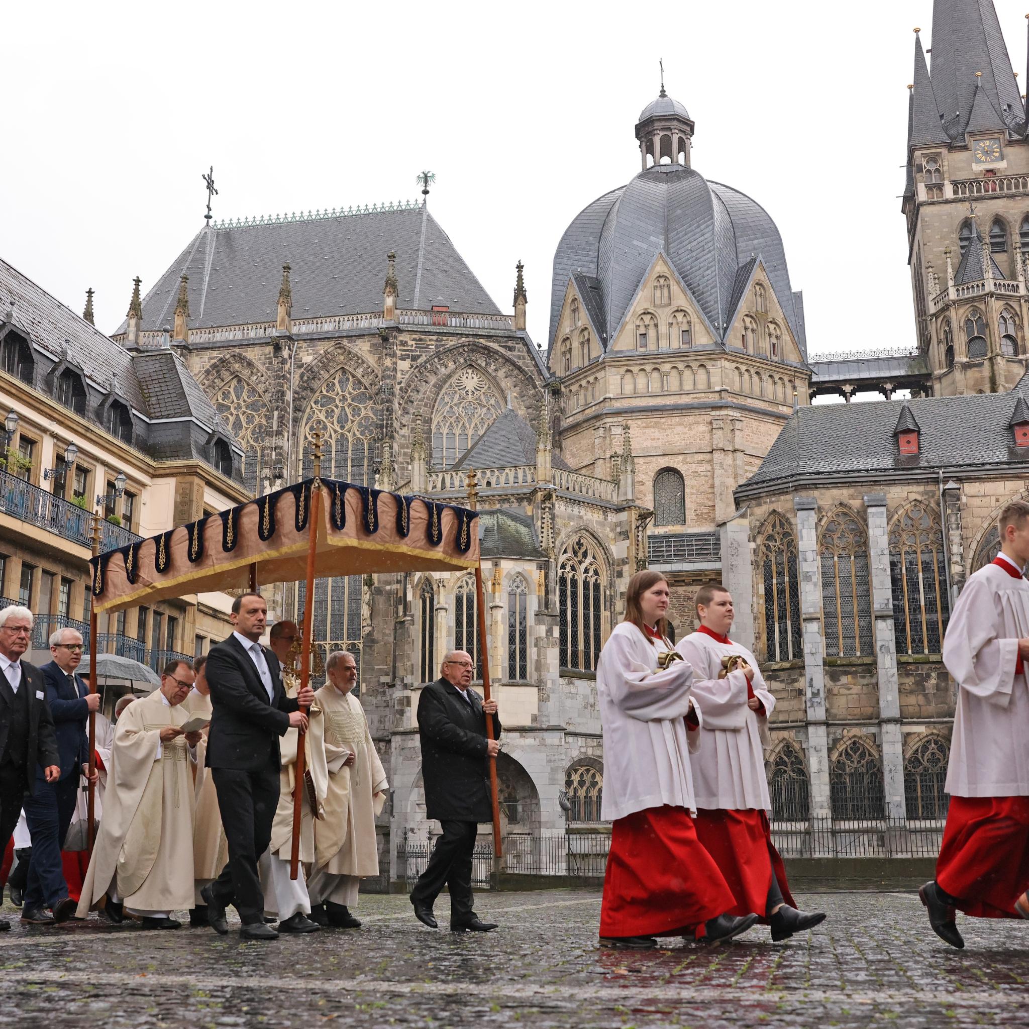 Fronleichnamsprozession in Aachen