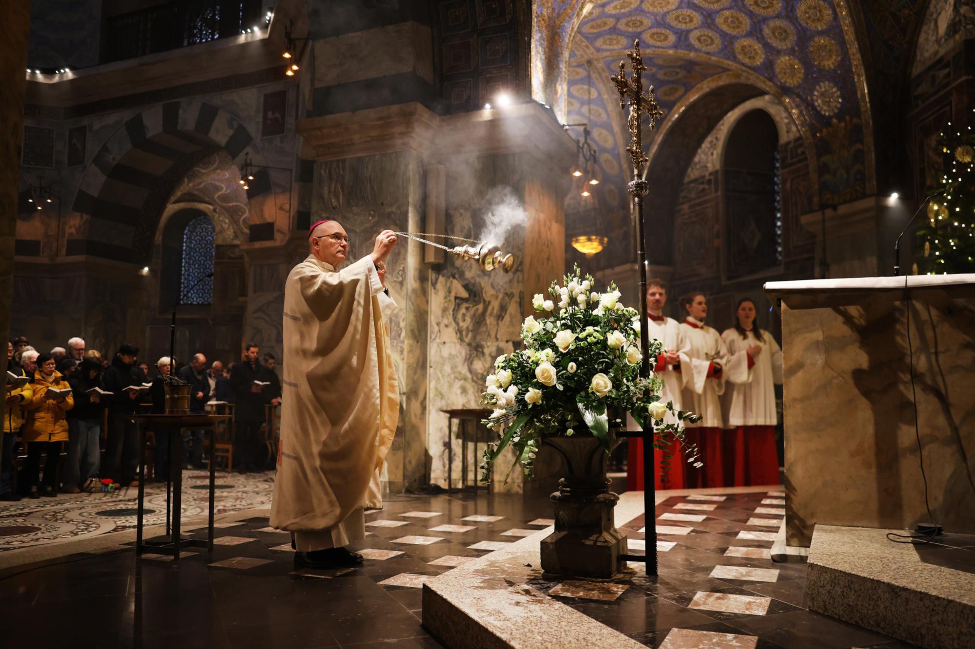 Das Heilige Jahr startete im Bistum Aachen mit einem Festgottesdienst im Aachener Dom