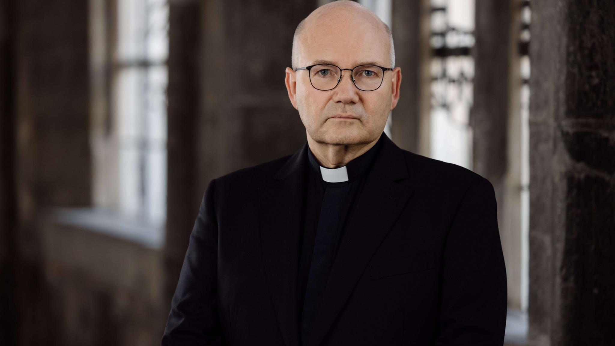 Bekundet seine Anteilnahme mit den Menschen in Kolumbien: Bischof Helmut Dieser.