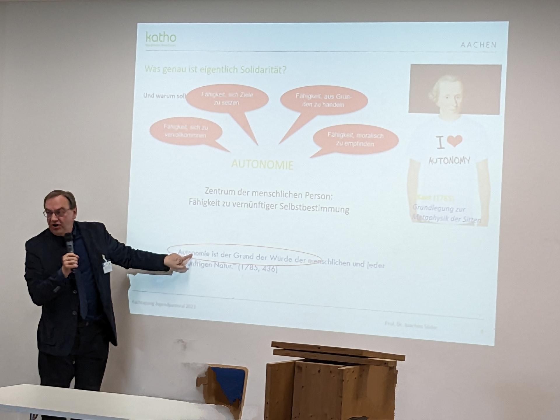 Prof. Söder beim 50. Fachtag Jugendpastoral im Bistum Aachen.