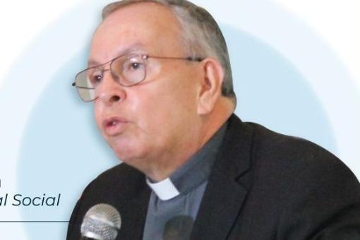 Monsignore Héctor Fabio Henao