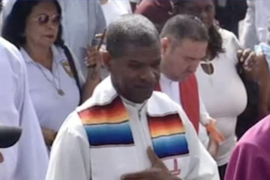 Padre Wiston Mosquera Moreno