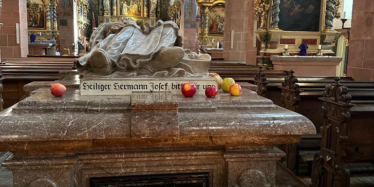Grab des heiligen Hermann-Josef (c) privat