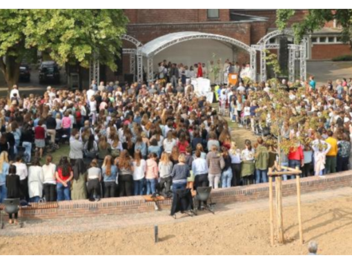Übernahmefeier St. Angela-Schule