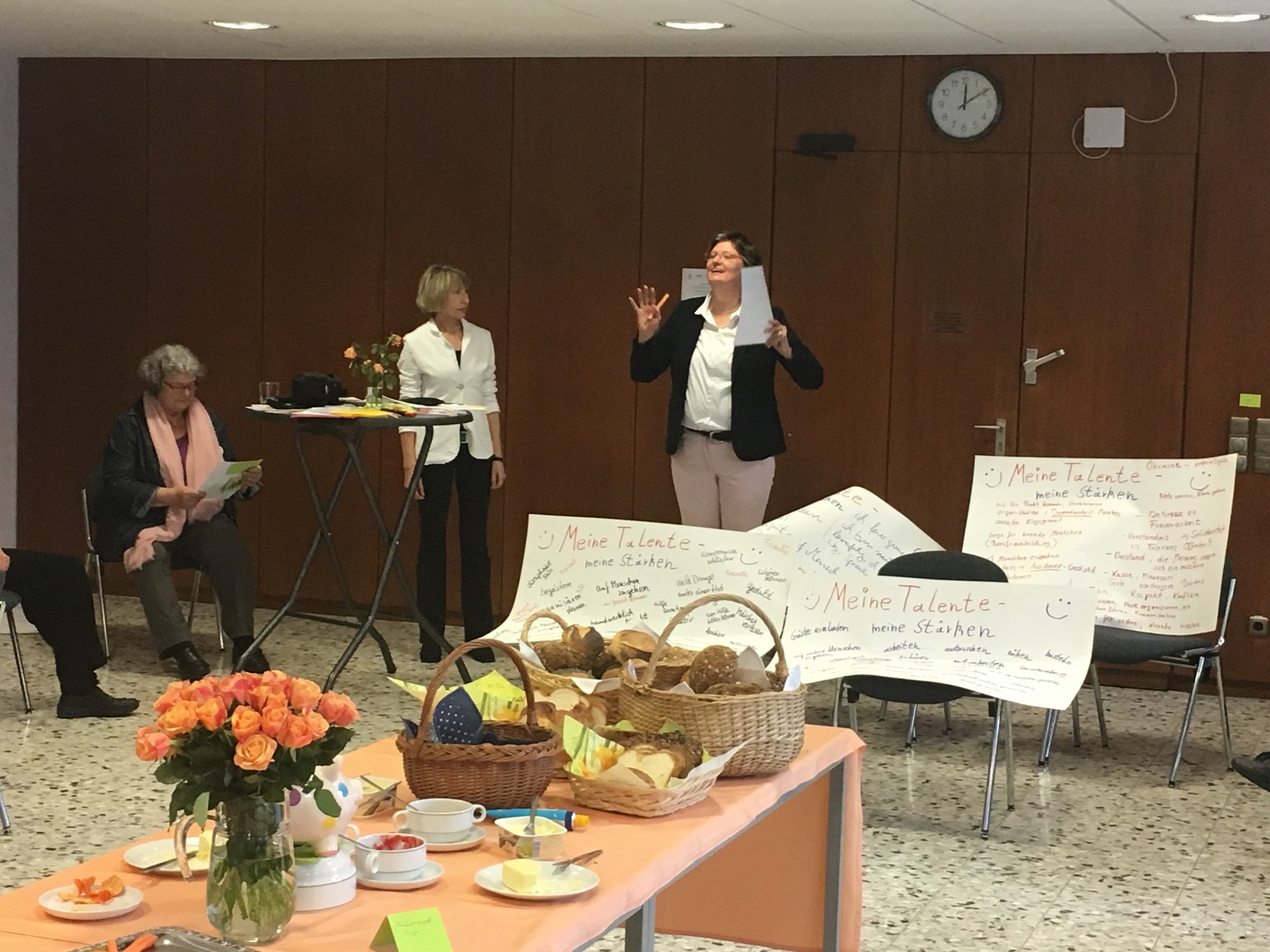 Interreligiöses Frauenfrühstück