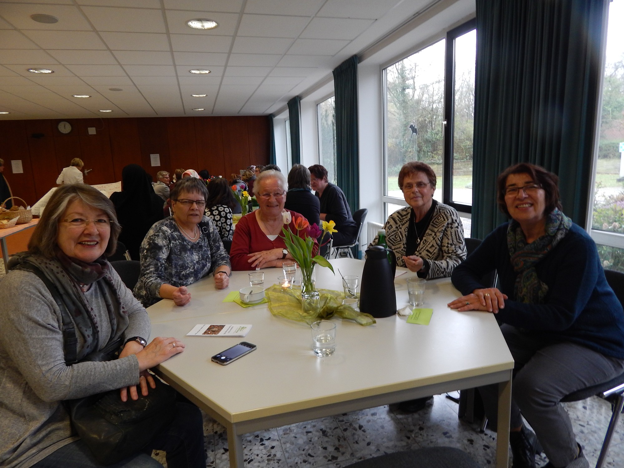 Interreligiöses Frauenfrühstück