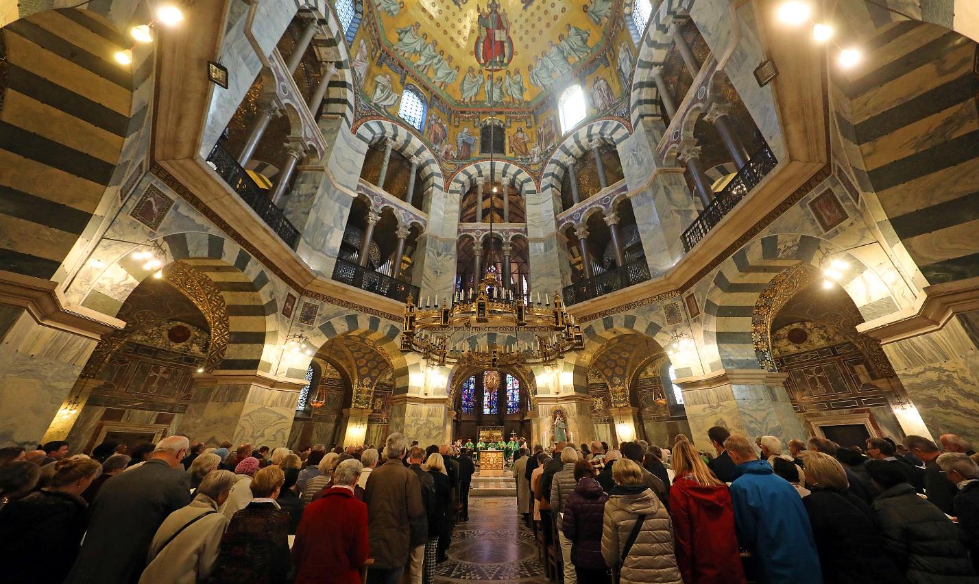 Dom Gottesdienst