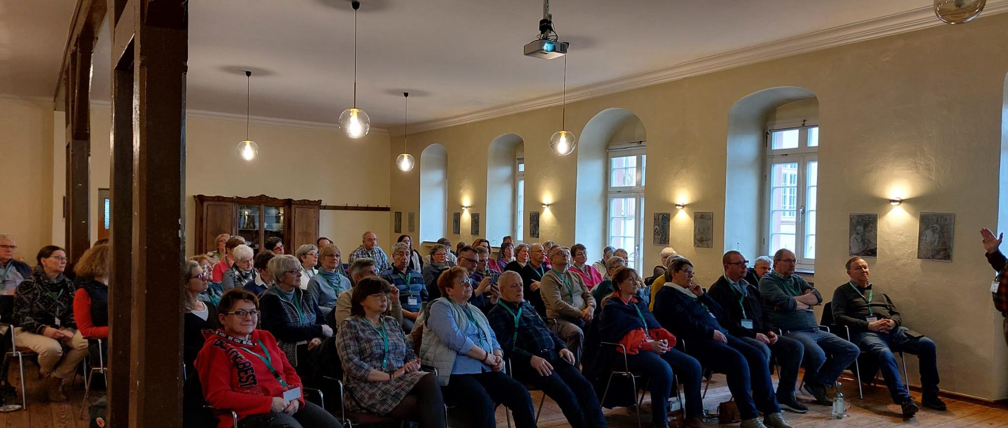 66 Kolleginnen und Kollegen aus dem ganzen Bistum reisten nach  Steinfeld.