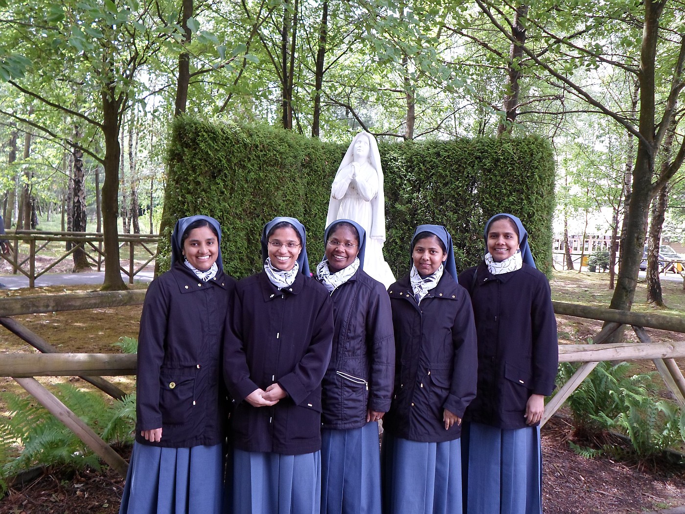 Missionary Congregation of the Daughters of St. Thomas (DST)