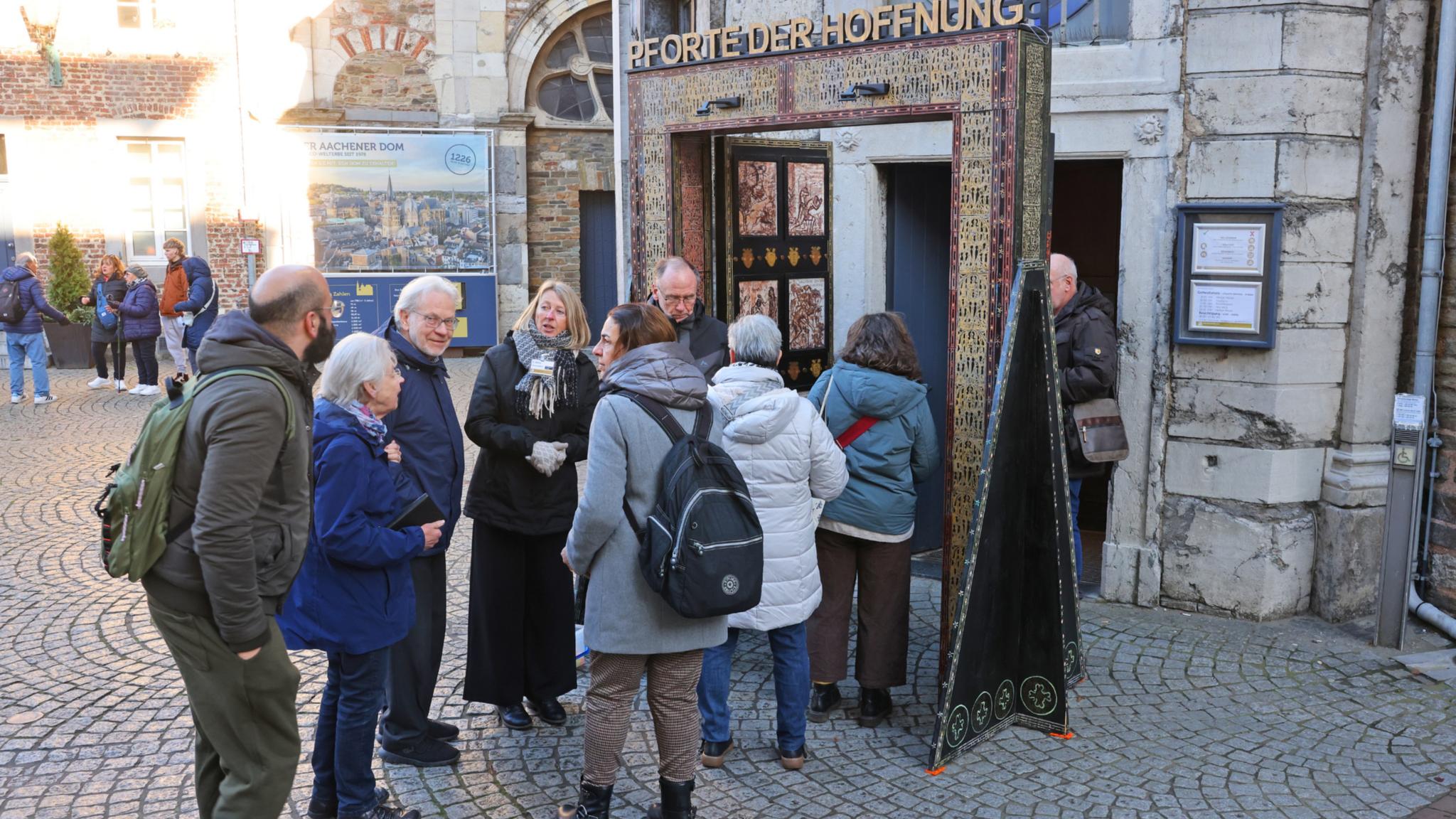 Abschlussgottesdienst Heiliges Jahr im Aachener Dom mit Pforte der Hoffnung