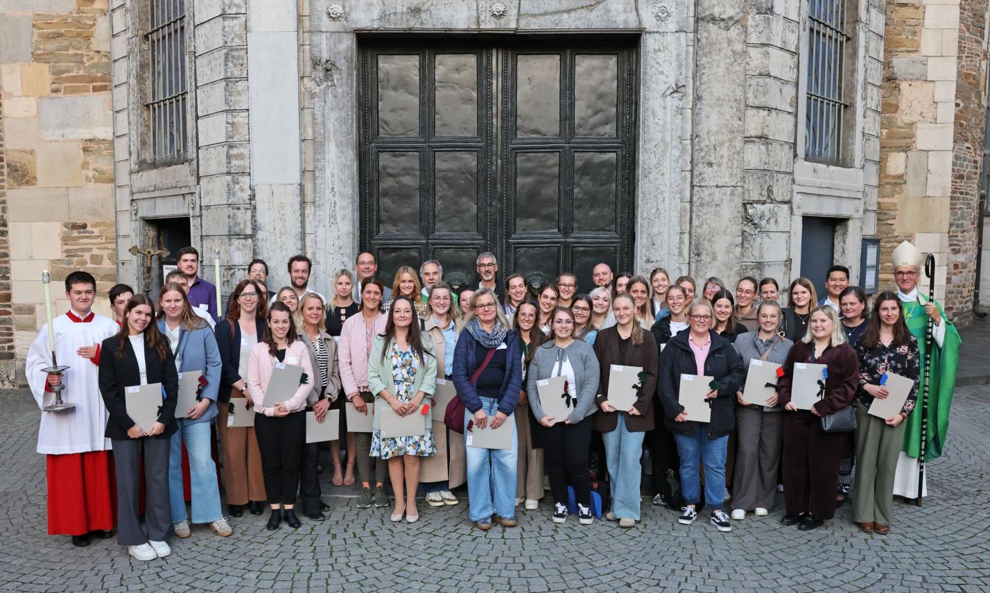 42 Religionslehrkräfte erhalten ihre kirchliche Beauftragung (Missio canonica)