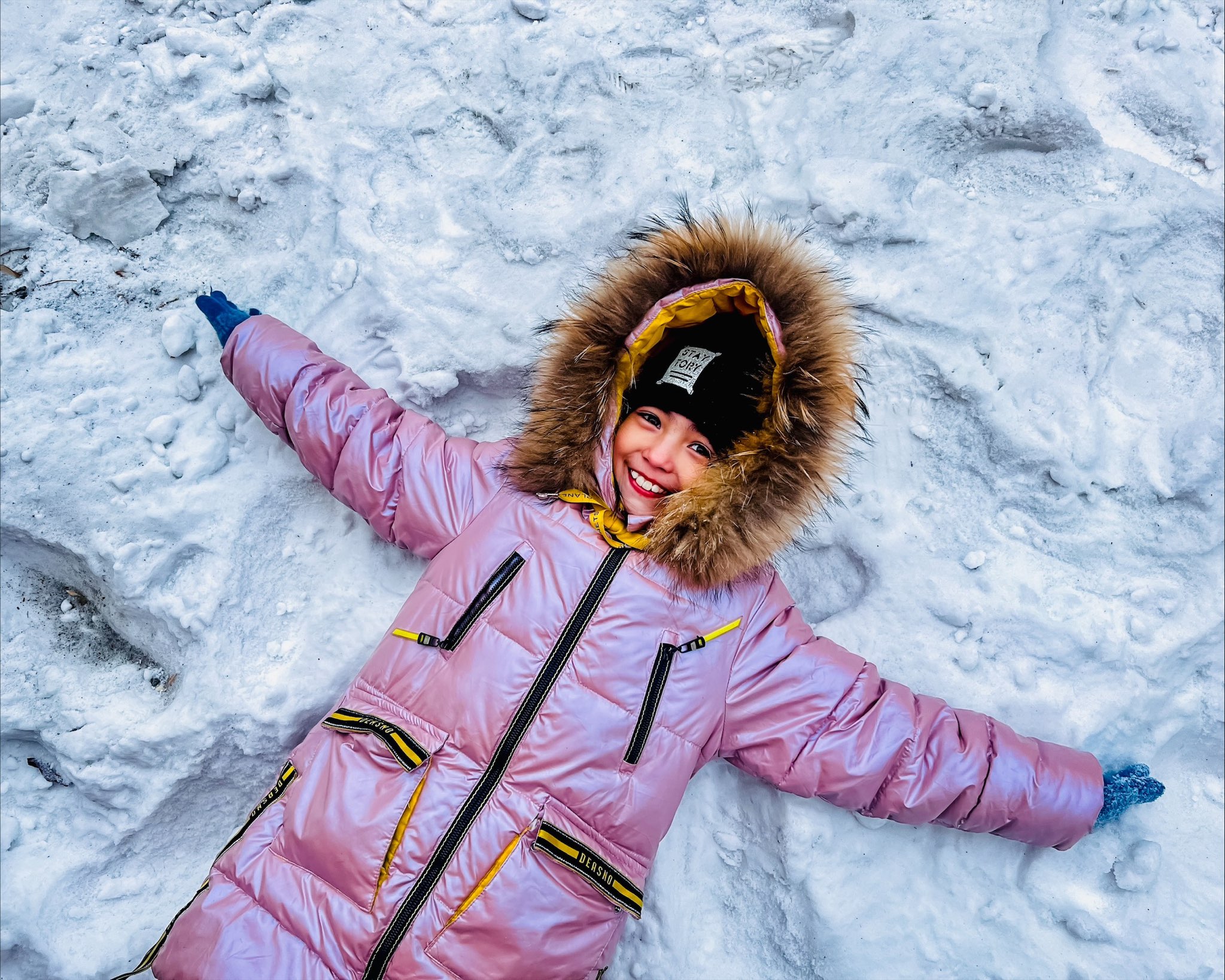 Bei Schwester Josuela im Kinderzentrum 'Narnja' in Novosibirsk finden 38 Migrantenkinder im Alter von 5-14 Jahren liebevolle Aufnahme und einen Platz, an dem sie lernen und spielen können.
