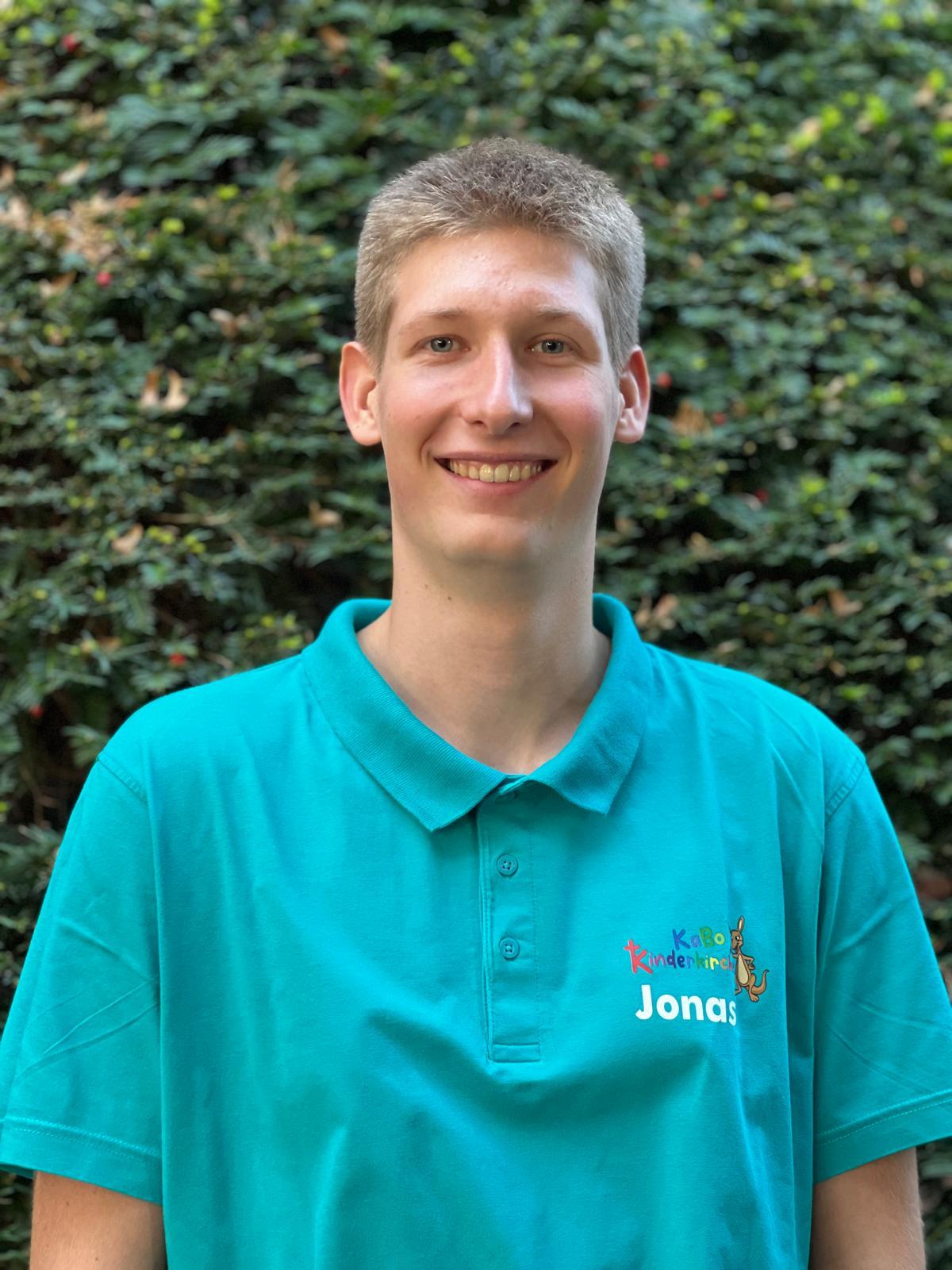 Jonas van Stigt engagiert sich ehrenamtlich in der KaBo Kinderkirche