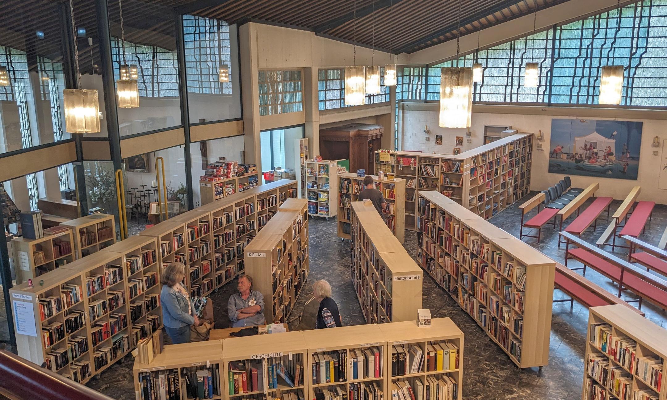 Die Heilig Geist Kirche in Geistenbeck ist eine Bücherei