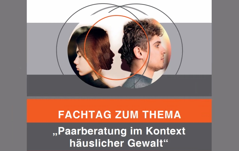 Zwei Gesichter, eine Frau und ein Mann, die sich in der Mitte ansehen, beide aber auch noch einmal nach außen blicken, voneinander weg.