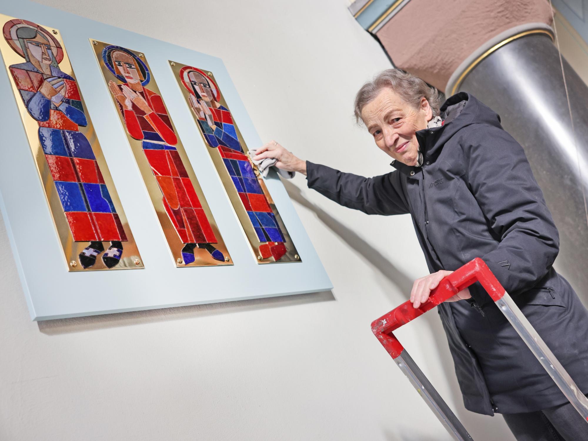 Marianne Blasel, Vorsitzende des Kirchenbauvereins Frankenberger Dom in der katholischen Pfarrei  St. Gregor von Burtscheid, hat sich intensiv für die Suche nach den verlorenen Kunstwerken eingesetzt.