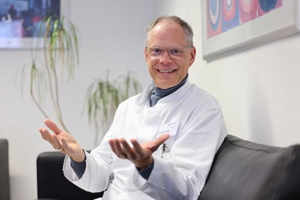Dr. Bodo Müller ist Chefarzt der Kinder- und Jugendpsychiatrie, Psychosomatik und Psychotherapie am St.-Marien-Hospital Birkesdorf.
