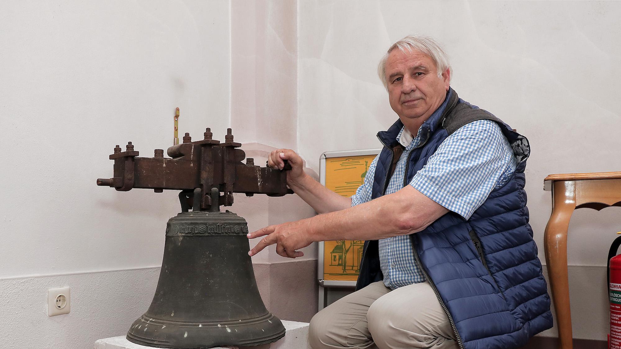 Charly Foncken hat zur Geschichte der kleinen Glocke in St. Margareta geforscht.