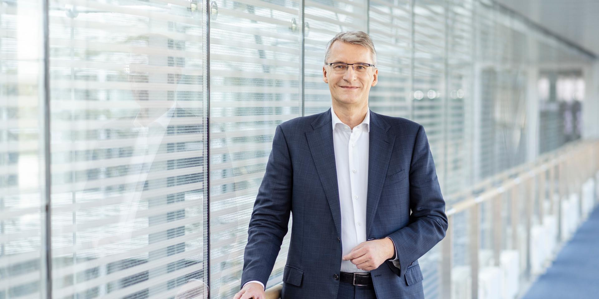 „Europa kann ein Gegengewicht bilden – wenn es einig ist,“ sagt der Journalist Elmar Theveßen.