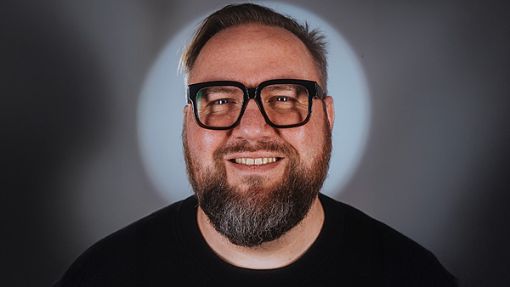 Oliver Hinz  unterstützt unter anderem das Bistum Aachen dabei, generative KI sinnvoll einzusetzen.