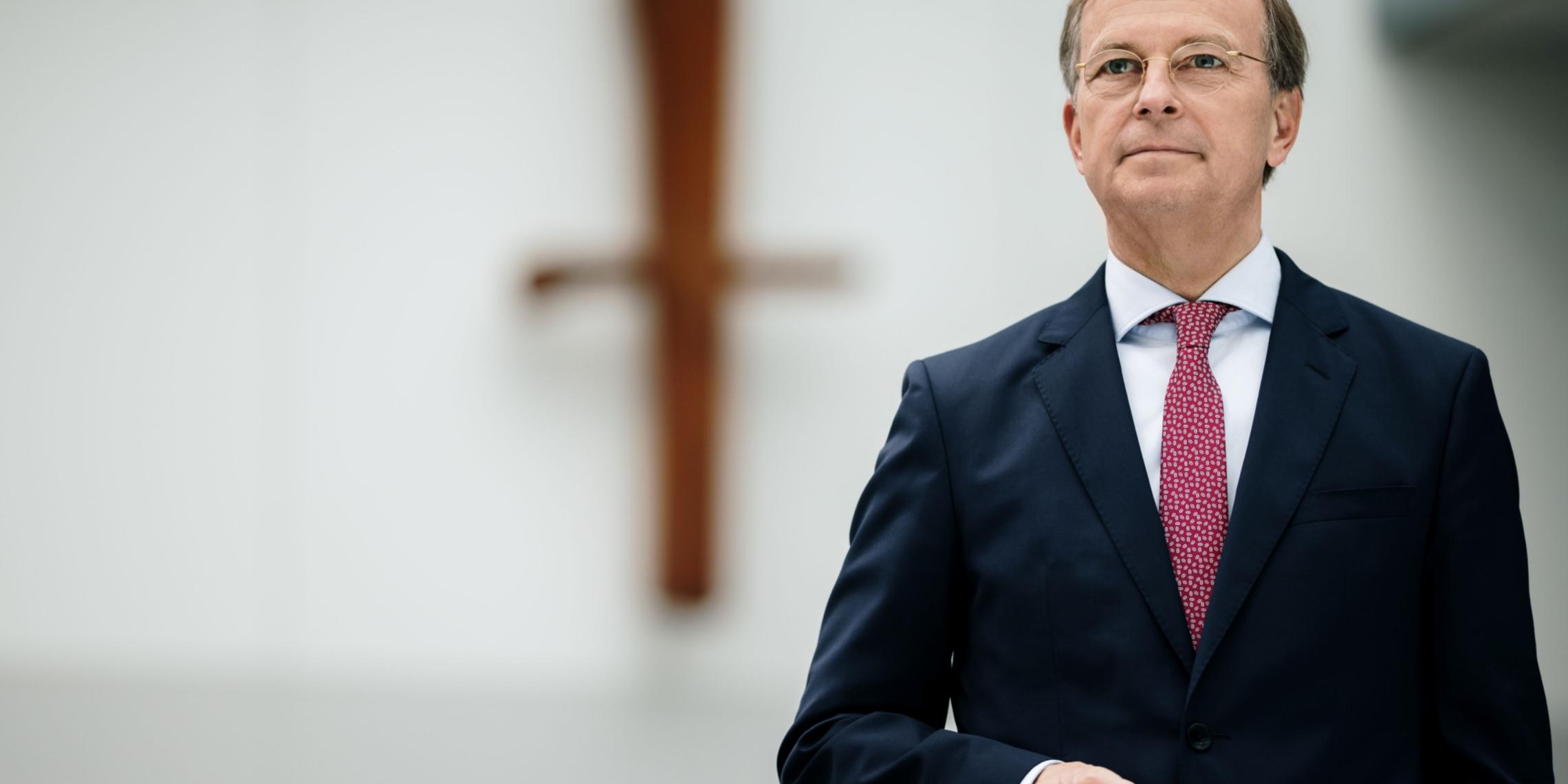 Thomas Rachel hat das Amt des Beauftragten für Religions- und Weltanschauungsfreiheit der Bundesregierung offiziell übernommen. Das Amt ist neuerdings im Auswärtigen Amt angesiedelt.