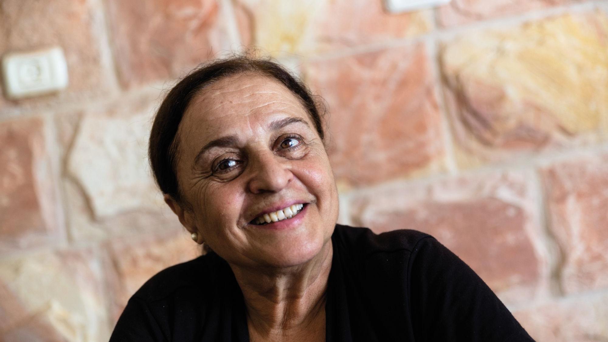 Sumaya Farhat-Naser ist palästinensische Christin und lebt im Westjordanland. Die diplomierte Biologin engagiert sich als Friedenspädagogin.