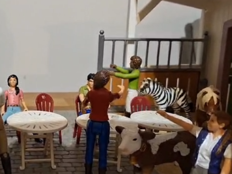 Playmobilmännchen: buntes Markttreiben