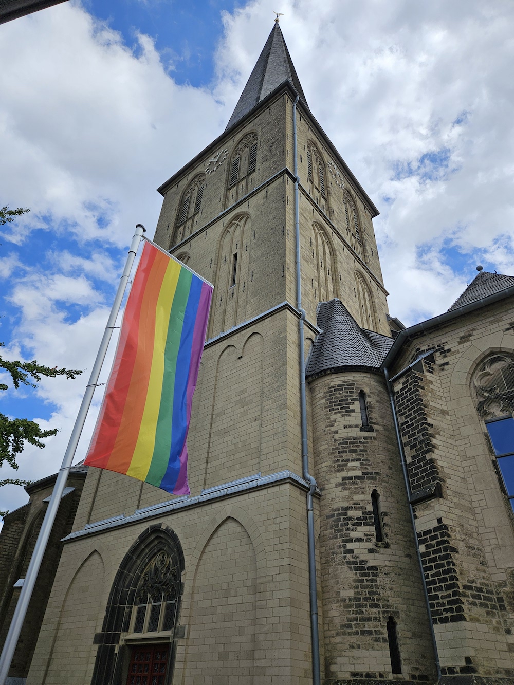 Citykirche Flagge Kopie (c) Chr. Simonsen