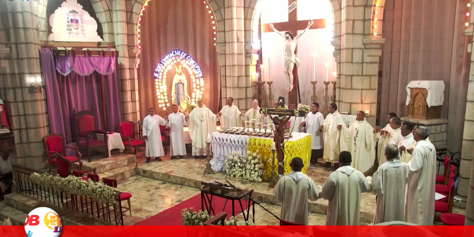 Gottesdienst zur Eröffnung des Heiligen Jahres (c) RDB