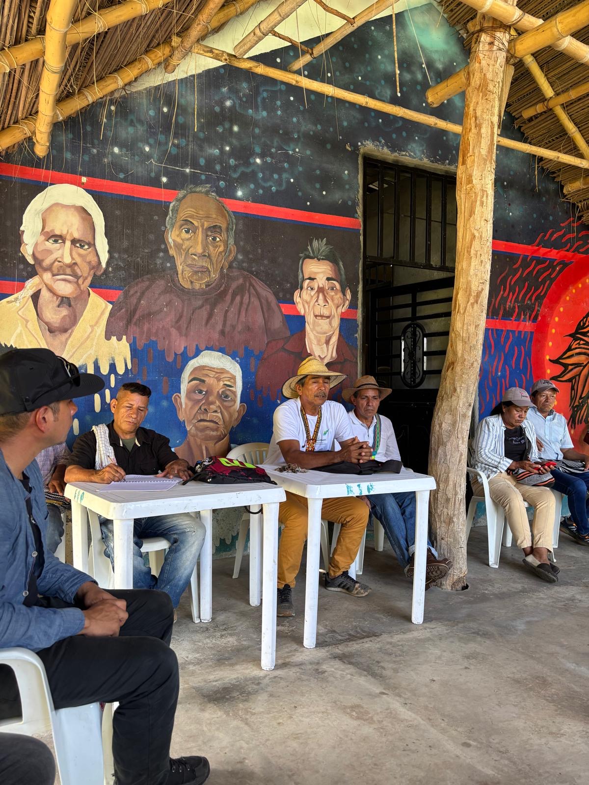 Besuch mit Gespräch bei der Indigenen Gemeinde  Pijao Palma Alta.